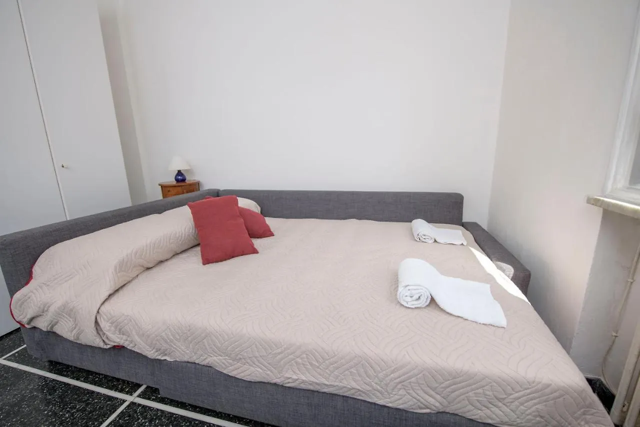 Appartamento 192 - Casa Dinghy, Genova - Dieci Minuti A Piedi Dall'Ospedale Gaslini